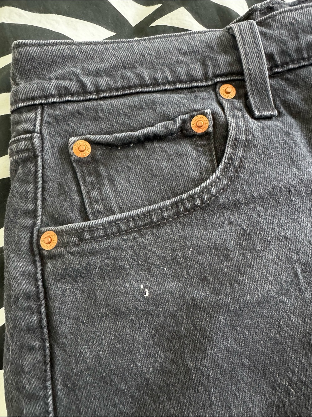 Levi's Shorts | Ribcage Cutoff Denim Shorts in Black - Picture 6 of 6